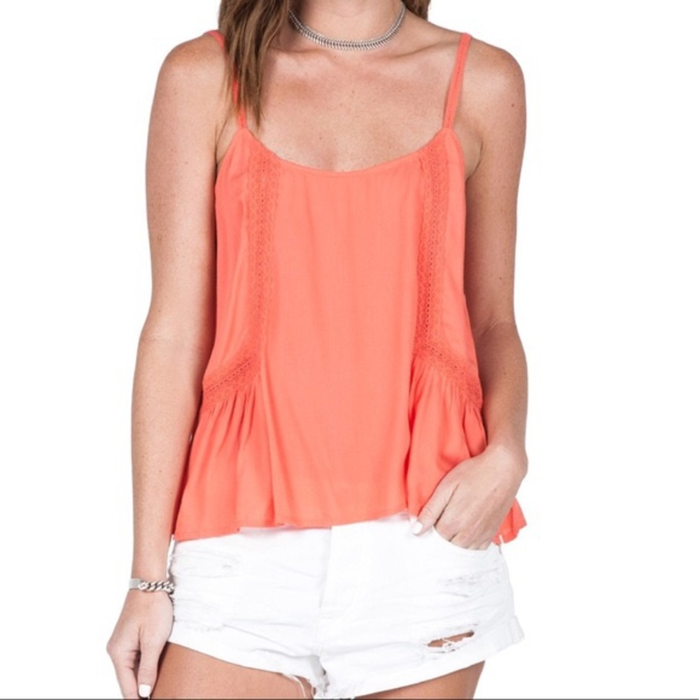 Coral top